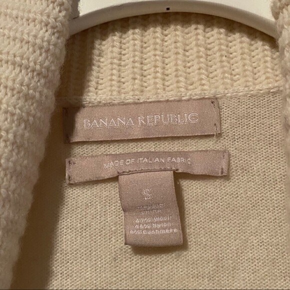 Banana Republic Knitted Italian Yarn Sweater - Picture 7 of 8